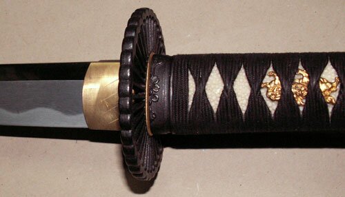 Fuchi + Menuki