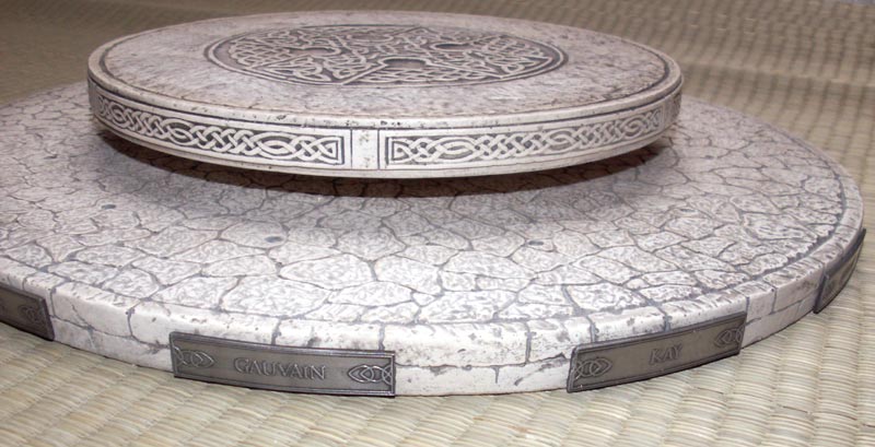 Round Table - Knights of the Round Table - Les Etains Du Graal