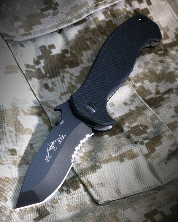 Folding Knife Emerson CQC-15 Black Serrated