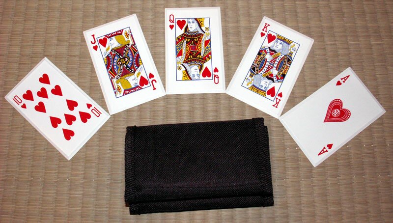 ''Royal Flush'' - SS card throwers, red